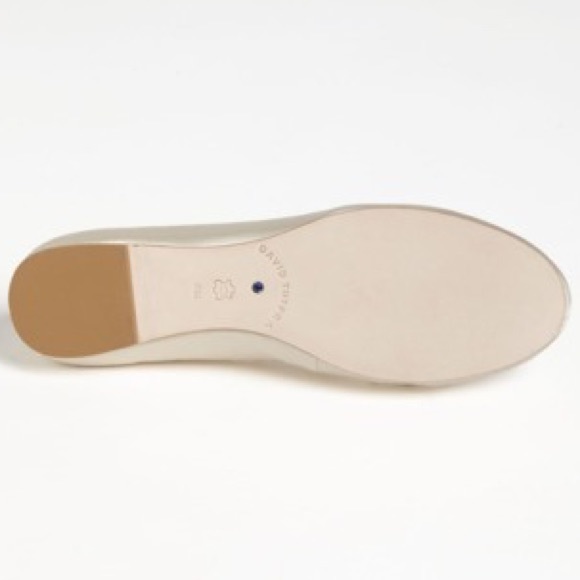 David Tutera 'Blossom' Ivory Embellished Flat - Picture 4 of 4